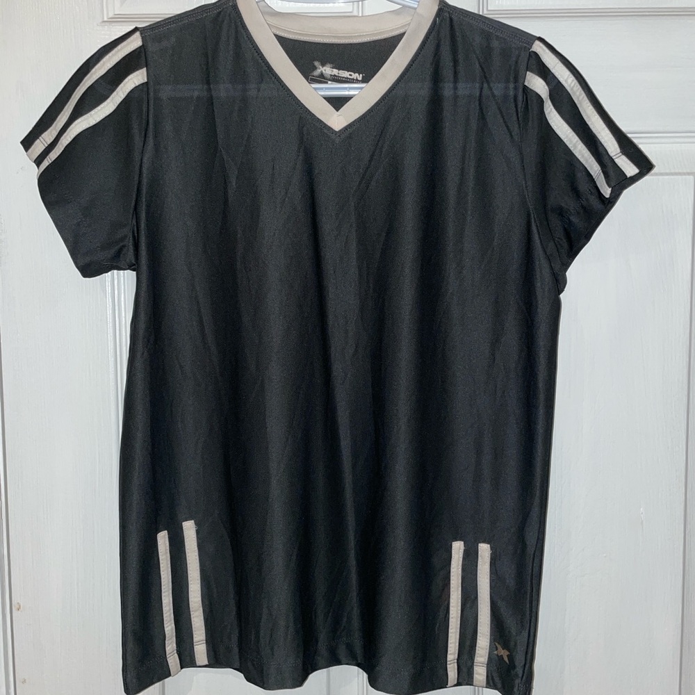 Xersion Gray and White Performance Top